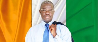 Le ministre Eric Kahe, président de l'AIRD